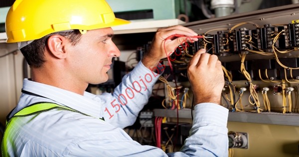 مطلوب مهندسين كهرباء للعمل في شركة مقاولات بالبحرين