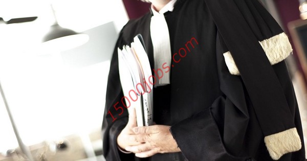مطلوب محامين للعمل في مكتب محاماة بدولة الإمارات