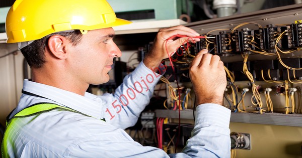مطلوب مهندس كهرباء بشركة اماراتية كبري