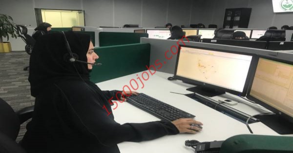 وظائف شاغرة لمختلف التخصصات للنساء فقط بسلطنة عمان