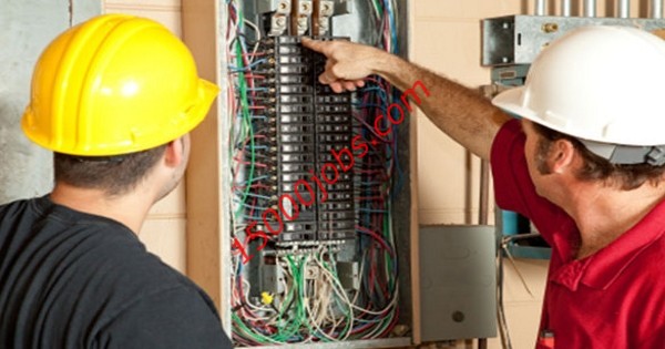 مطلوب فنيين كهرباء لشركة خدمات هندسية في البحرين