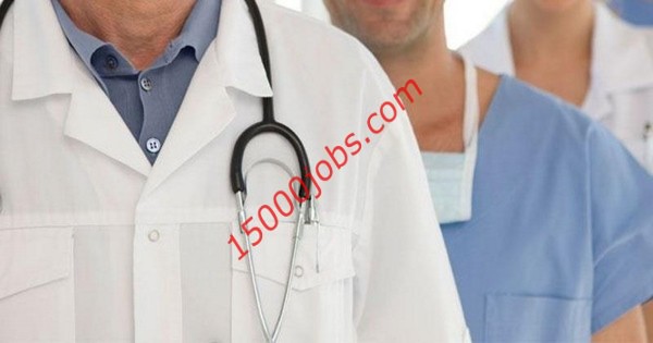 مطلوب أطباء وممرضين للعمل في مركز رعاية طبية بالكويت