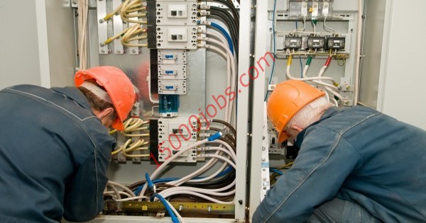 وظائف بمجال الكهرباء في شركة مقاولات كبرى بالكويت