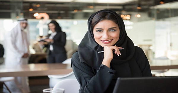 للنساء فقط : وظائف شاغرة في دولة الكويت | اليوم 13 مارس