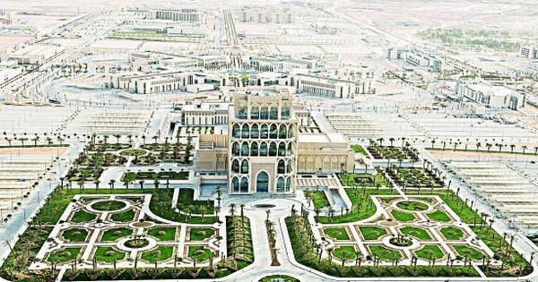 جامعة الملك سعود توفر 18 فرصة وظيفية لحملة الثانوية فما فوق