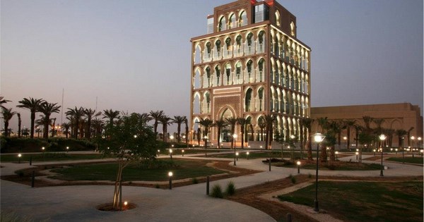 جامعة الملك سعود للعلوم الصحية توفر شواغر وظيفية بالرياض والأحساء