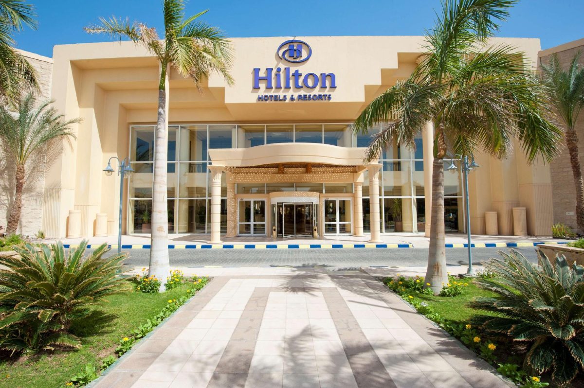 فنادق ومطاعم هيلتون وشركة ناقلات توفران فرص إدارية ومبيعات