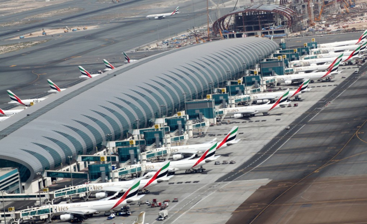 مطار دبي - 15000 وظيفة