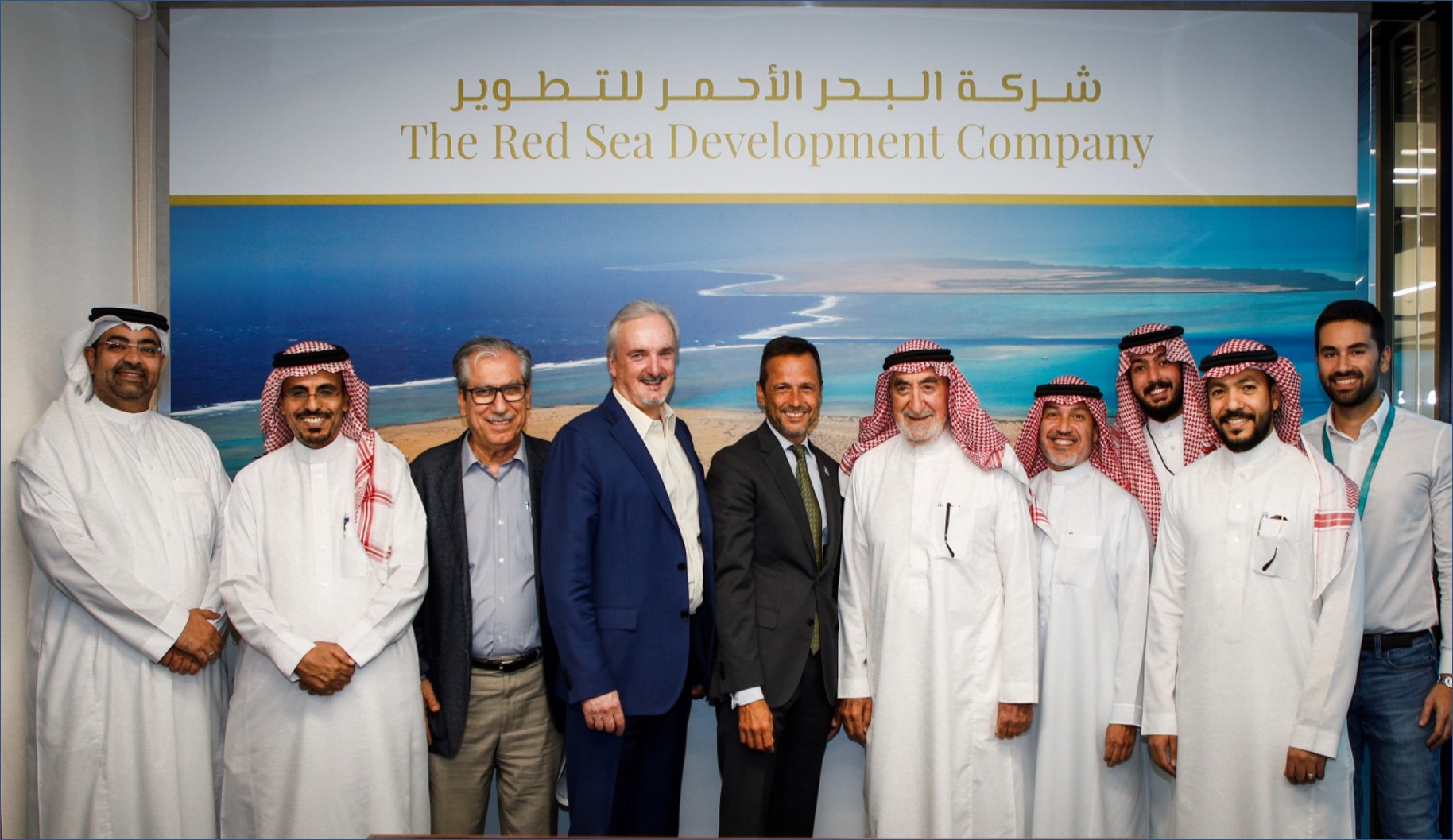 شركة البحر الأحمر تقدم برنامج علوم البحار المنتهي بالتوظيف