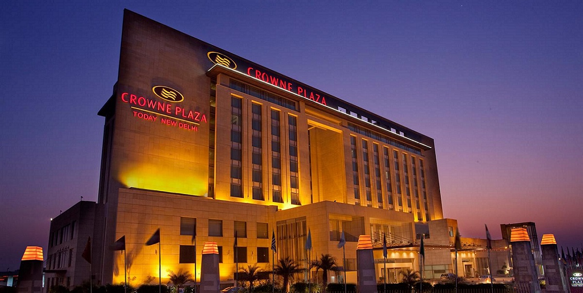 فنادق كروان بلازا عمان تعلن عن فرص توظيف بمجال الضيافة