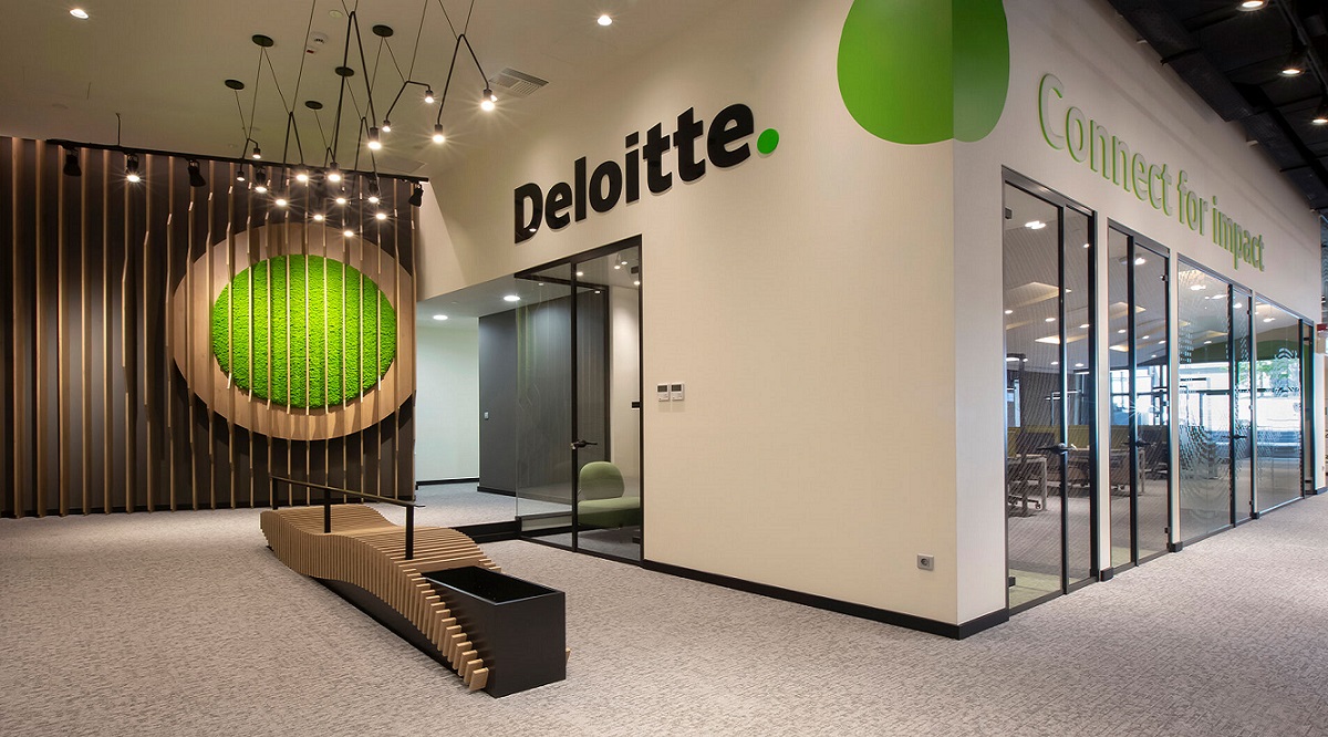 شركة Deloitte تعلن عن فرص وظيفية مالية وادارية