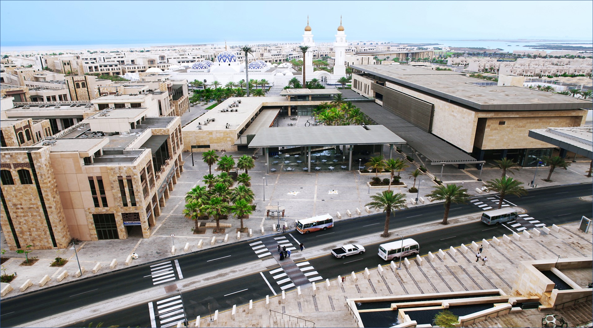 جامعة الملك عبدالله تقدم برنامج تطوير الخريجين 2023