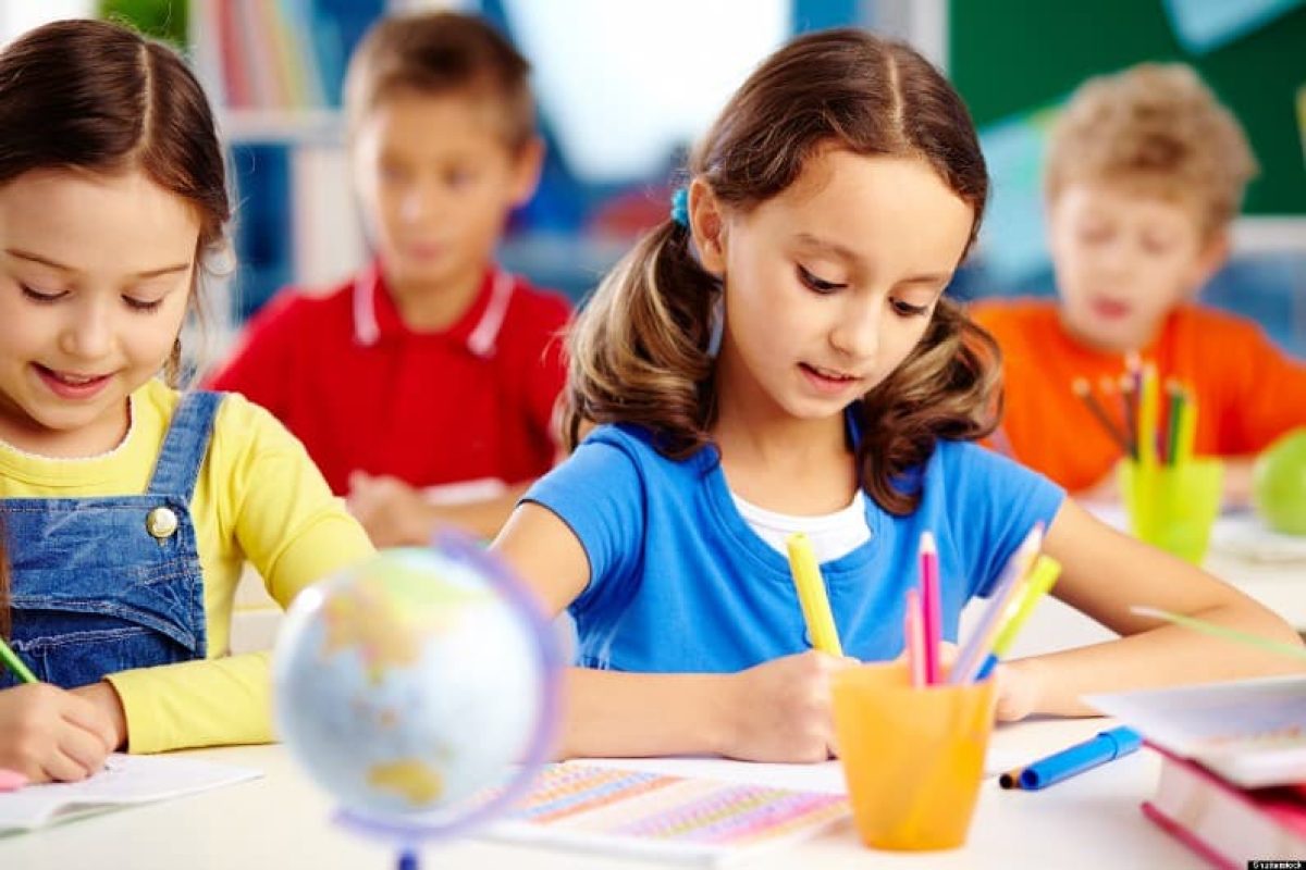 مدارس التعلم ثنائي اللغة توفر وظائف تعليمية في قسم البنين
