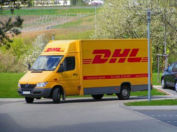 شركة DHL Express تطرح وظائف أمنية وإدارية بالمحرق