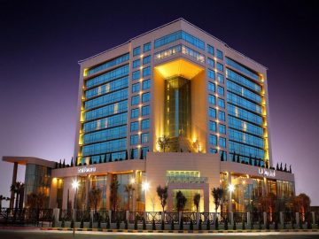 فنادق روتانا تطرح وظائف جديدة بمجال الفنادق