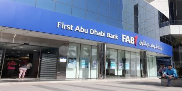 بنك أبوظبي الأول (FAB) يطرح وظائف مصرفية بالكويت