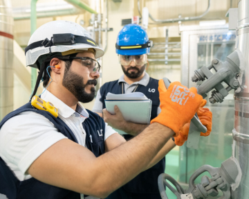 شركات صناعية في عمان توفر وظائف هندسية في عدة تخصصات