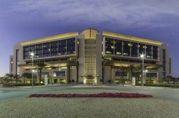 مستشفى الملك عبد الله الجامعي يوفر وظائف صحية بالرياض