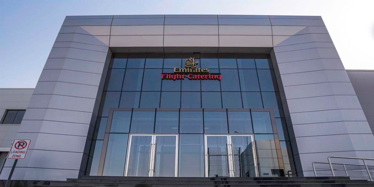 الإمارات لتموين الطائرات تطرح فرص وظيفية وتدريبية