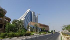 فنادق جميرا مسقط تعلن عن وظائف بمجال الإدارة والخدمات