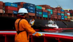 ميناء صحار والمنطقة الحرة يعلن عن وظائف تقنية شاغرة
