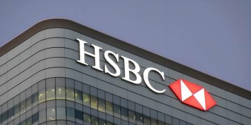 مجموعة HSBC بالإمارات تطرح وظائف لمختلف التخصصات