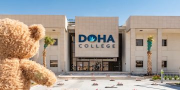 كلية الدوحة تعلن عن وظائف جديدة لمختلف التخصصات