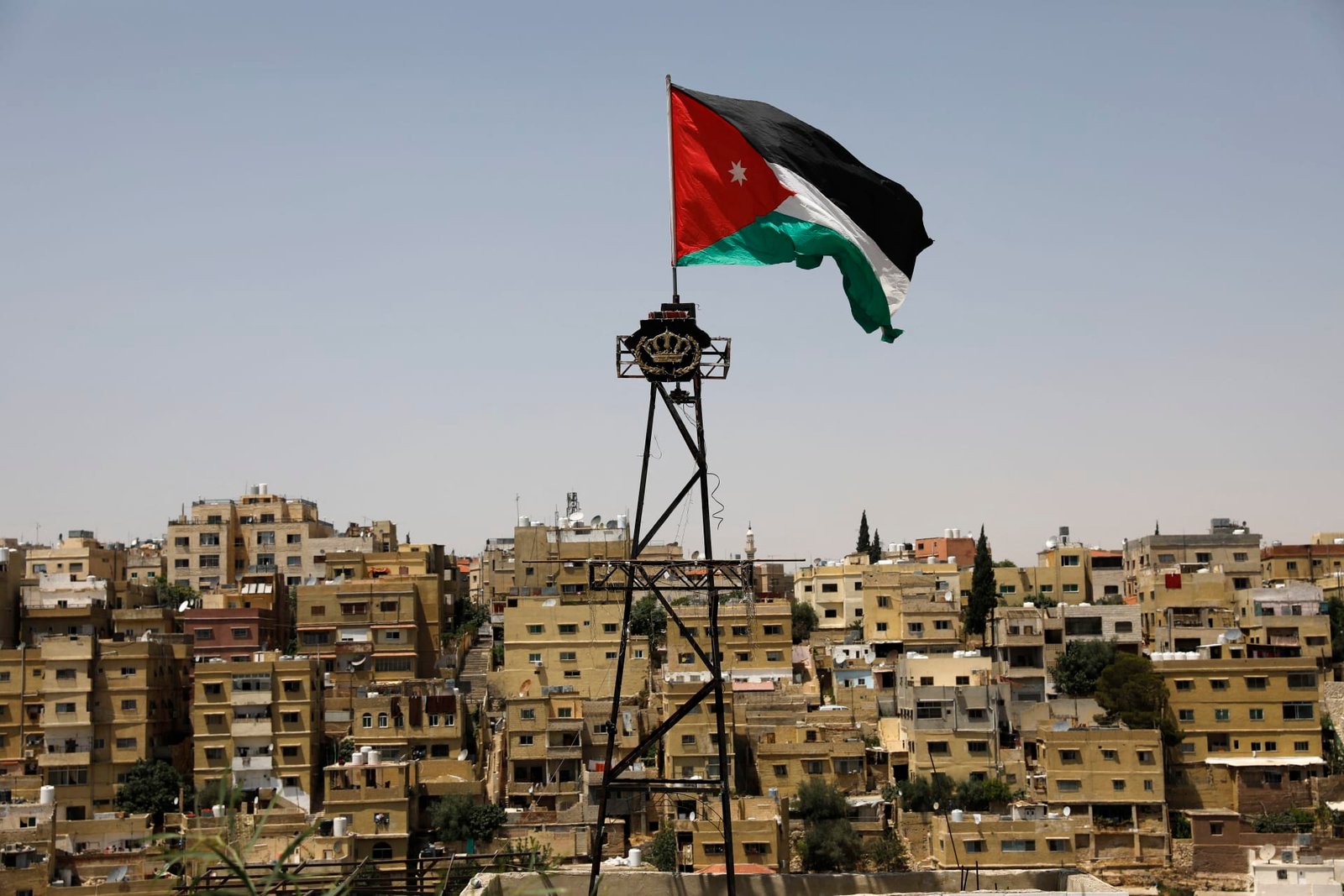 جهة حكومية في الأردن توفر وظائف في عدة تخصصات
